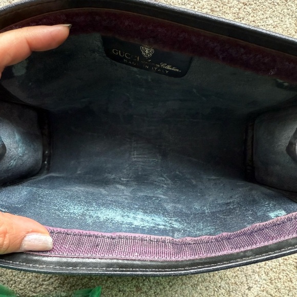 VINTAGE 80s GUCCI CLUTCH BLACK SUEDE HANDBAG PURSE - Picture 8 of 11